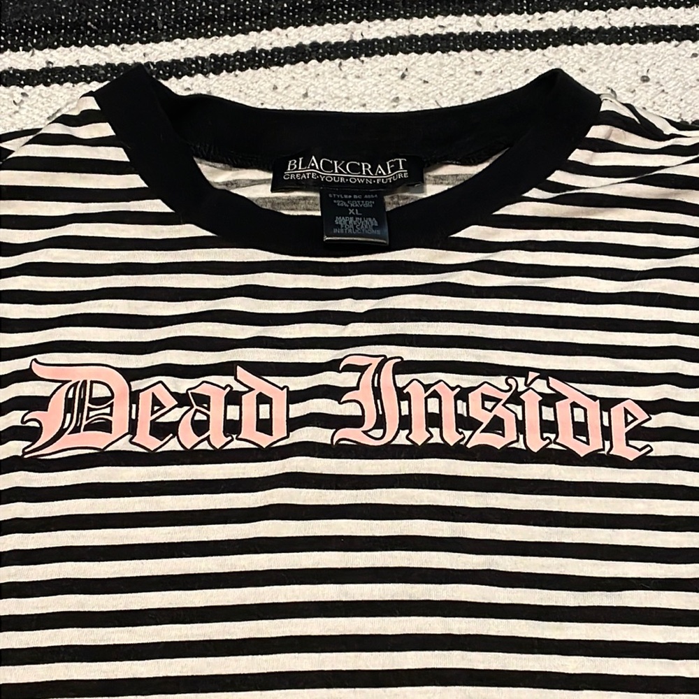 Blackcraft Dead Inside tee size XL (fits like a small)
